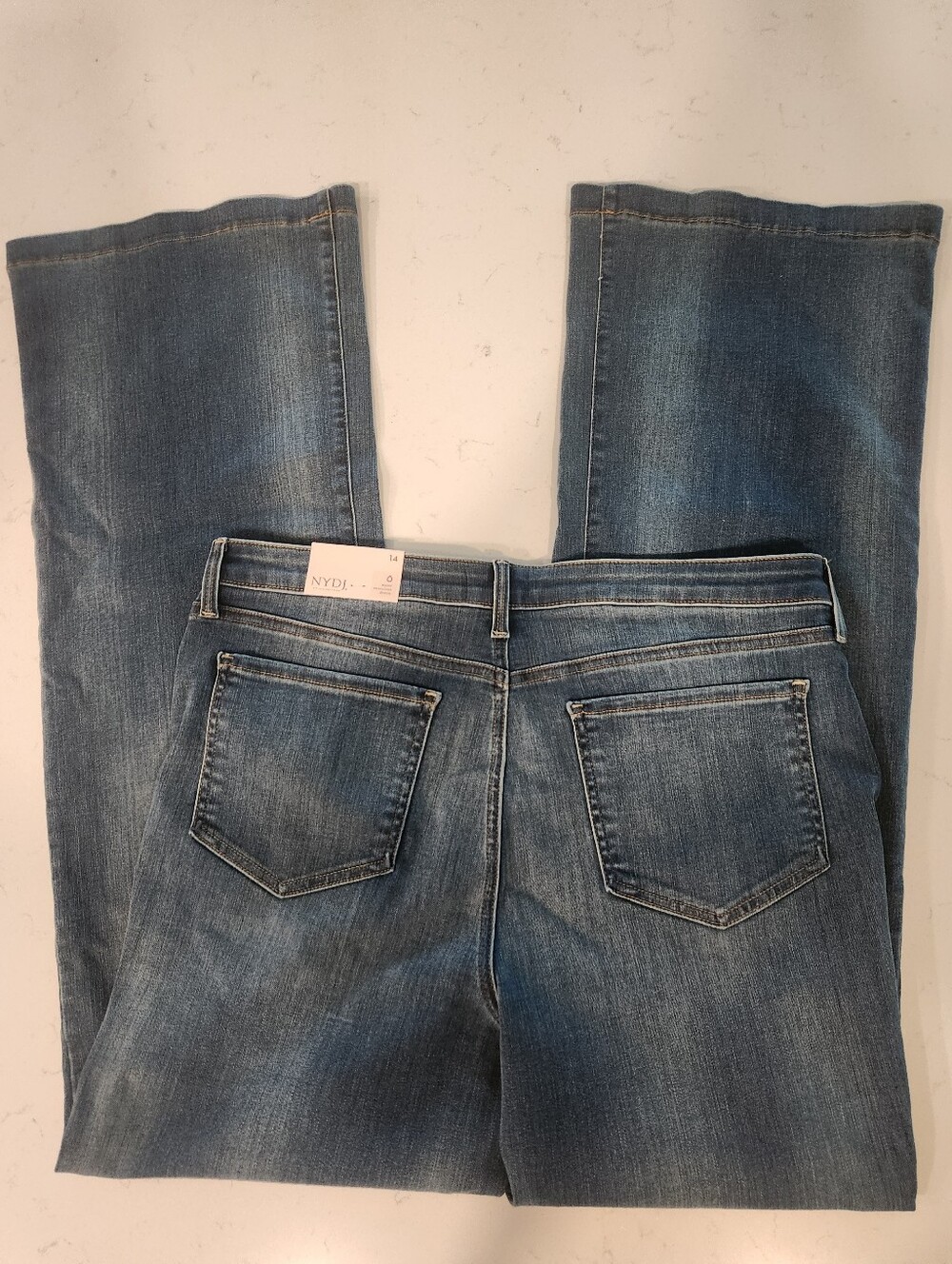 NYDJ Teresa Jean Sz 14 - Picture 5 of 15